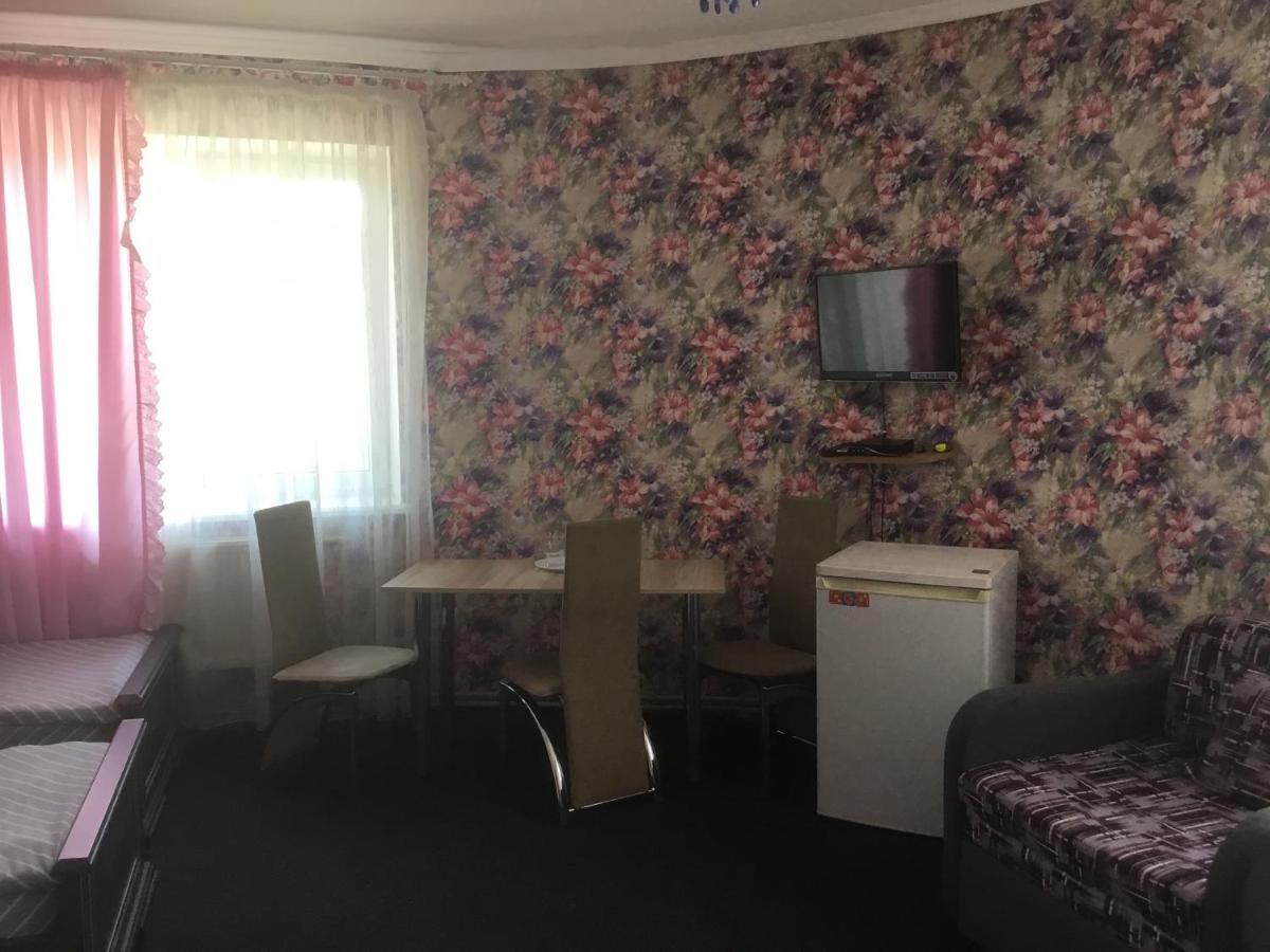 Inn Alibi Городилець Екстер'єр фото